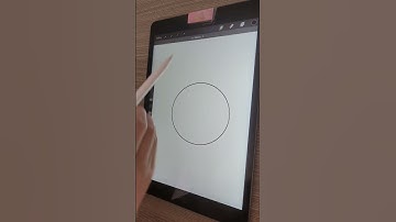 How to draw a perfect circle in Procreate ( 2 ways)#shorts