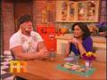 Rachael Ray Measures Hulk Hogan