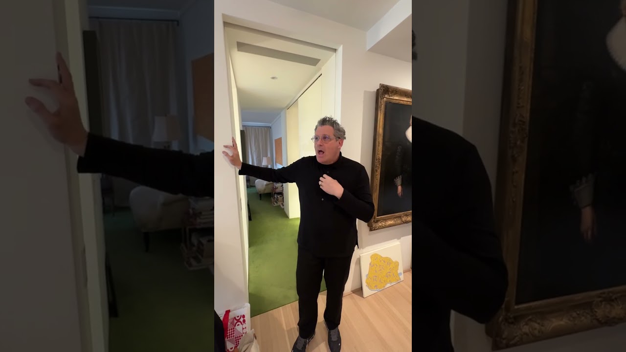 Айзек в... Толстовки!