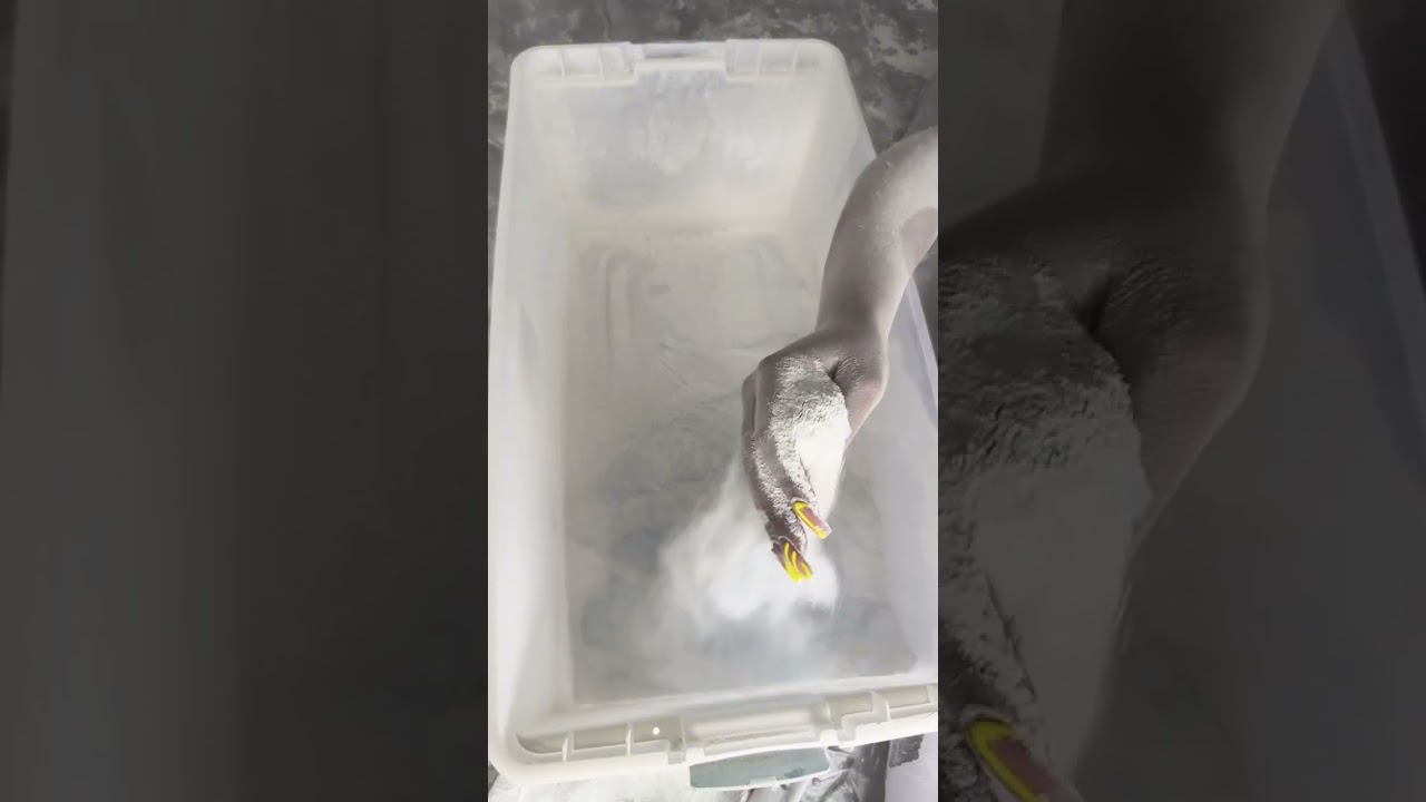 Overload dumping all my buckets into my everything mix! Very very dustyyy🤍🌫️💨🌪️