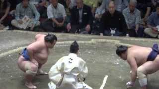 20140524　栃煌山ｖｓ琴将菊　大関冴えないね　　大相撲夏場所１４日目