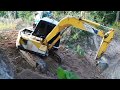 รถแบคโฮโกเบ เลิกงานแล้วไต่ตีนตะขาบขึ้นจากบ่อ | Excavator KOBELCO SK60 Yutani