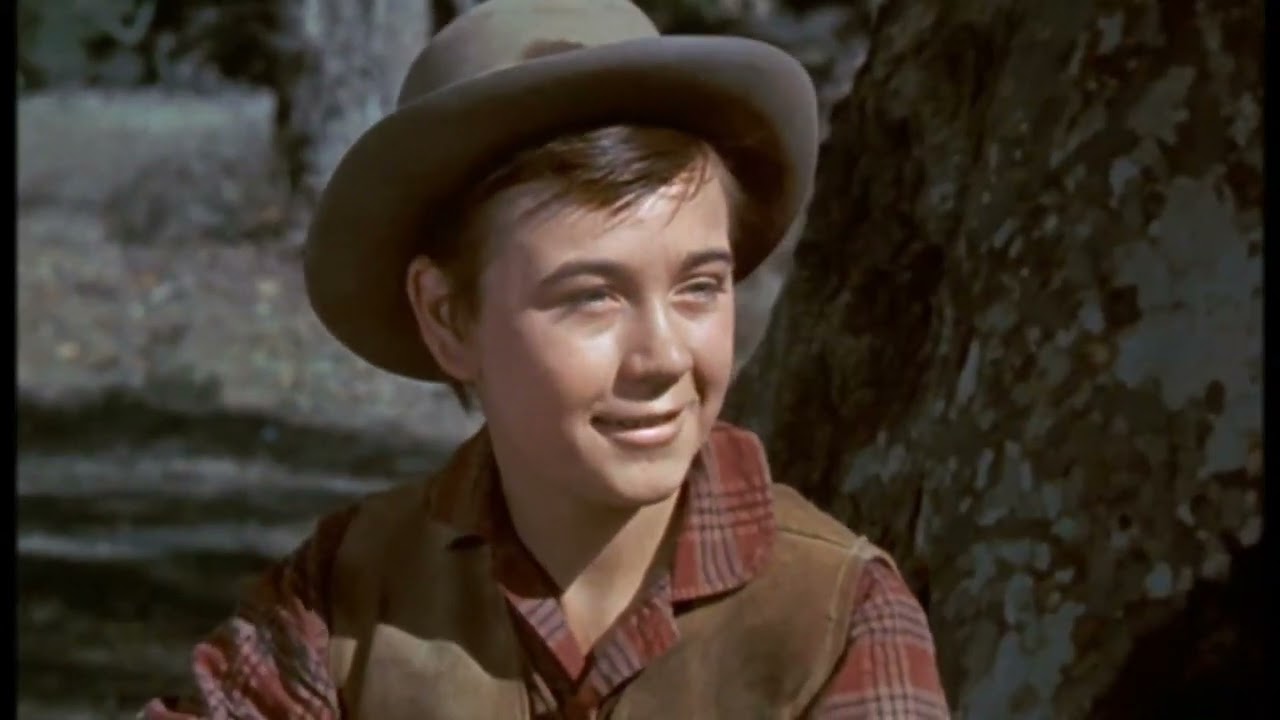 Old Yeller Edit to Cowpoke by Colter Wall