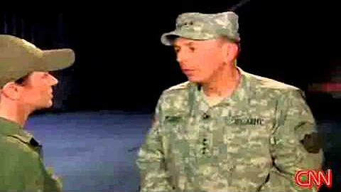 Kyra Phillips' fawing interview with General Petraeus