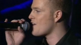 Mariah Carey & Westlife   Never too far & Hero TOTP Awards 2001
