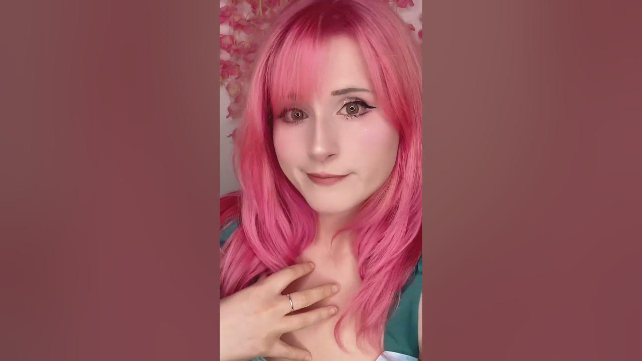 See What Colored Contact Lenses Can Do For Your Cosplay