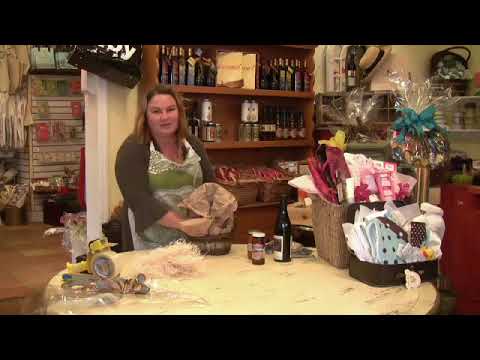 How to Arrange Gift Baskets