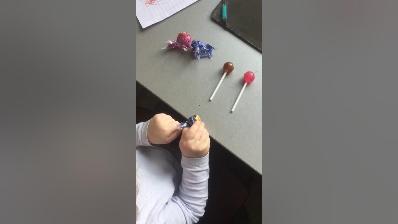 Лайфхак как открыть чупа чупс. Открыть чупа чупс лайфхак. как быстро открыть чупа.