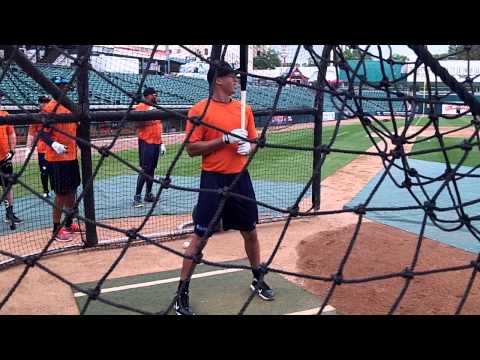 Video: Carlos Correa Meminta Perkahwinan