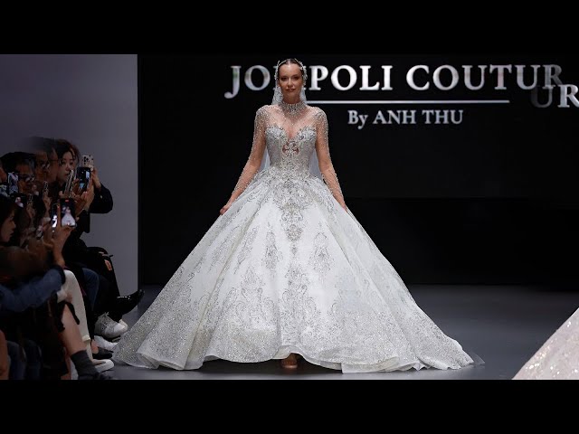 Joli Poli Bridal Spring 2025 | Barcelona Bridal Fashion Week class=