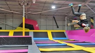 SNEAKING INTO A CLOSED TRAMPOLINE PARK!