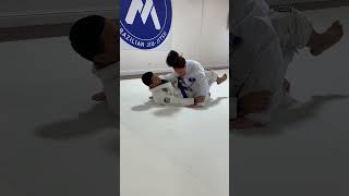 Triangle set up from the Closed Guard