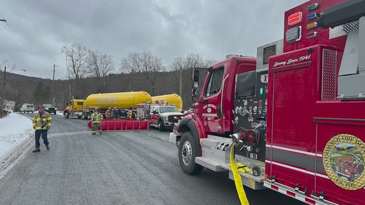 Evacuation order in Petersburgh lifted after gas leak - YouTube