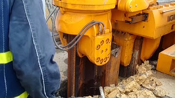 ĐÓNG CỪ LARSEN BẰNG ROBOT SA 100