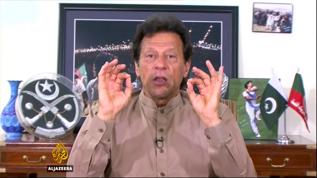 عمران خان يصف حركة طالبان باكستان بأنها جماعة "إرهابية" - برنامج UpFront (العنوان الرئيسي)