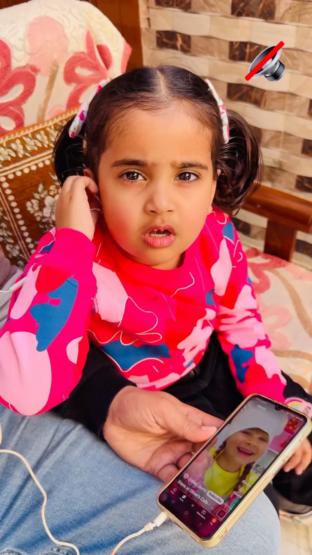 Anaya Ke Papa Ne Khud Kharab Earphone Laga Liya ?