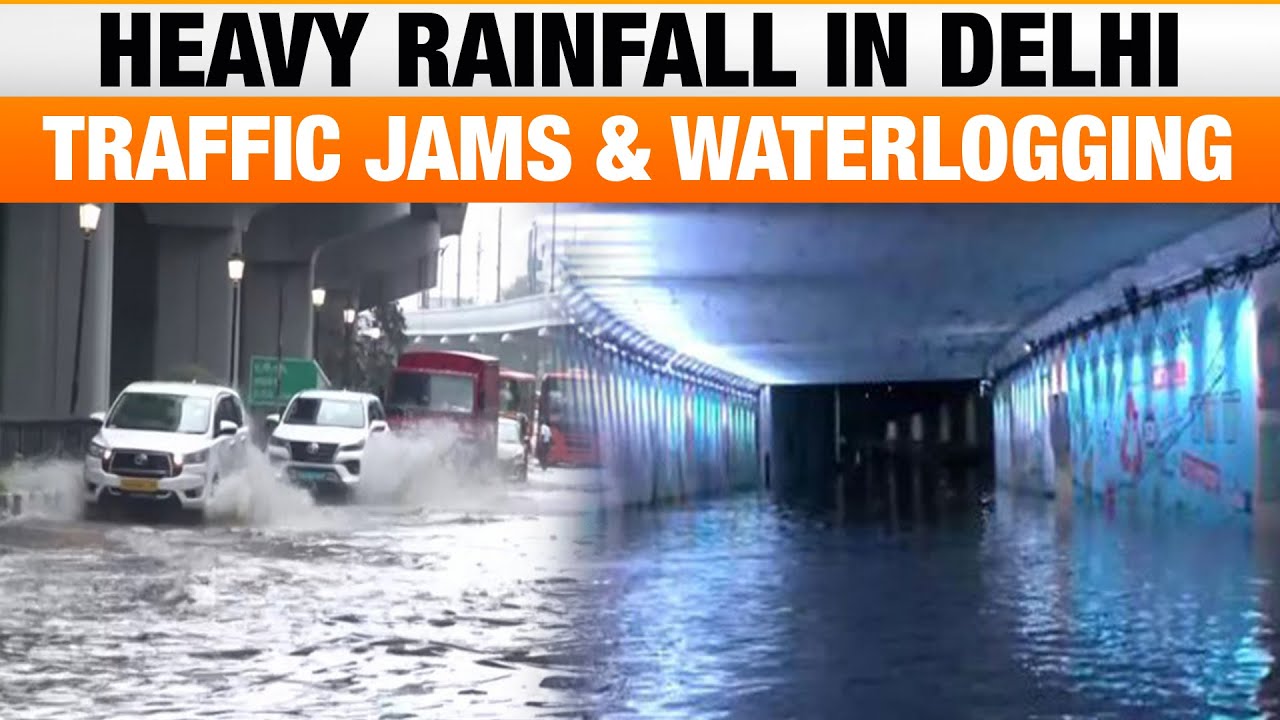 Delhi Rain: Heavy Rainfall and Waterlogging | Traffic Disruptions Across the City | News9