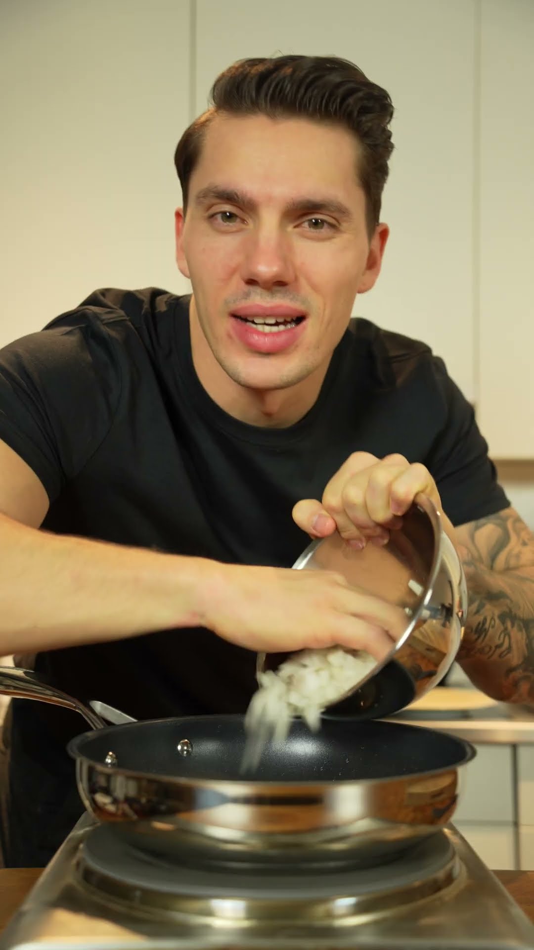 Auberginen Käse Schnitzel mit Tomatensauce - YouTube