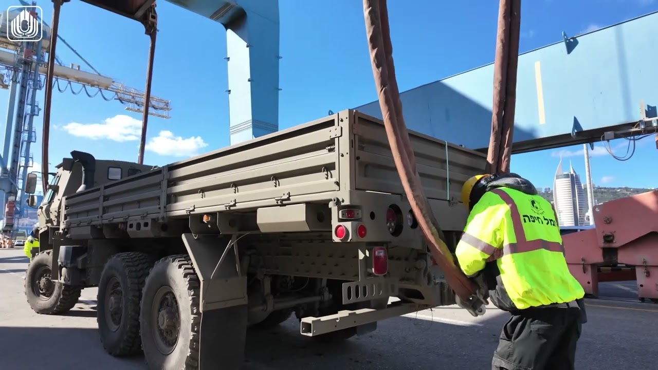 עם פרוץ המלחמה: טונות של ציוד צבאי הגיעו לישראל (דובר משרד הביטחון)