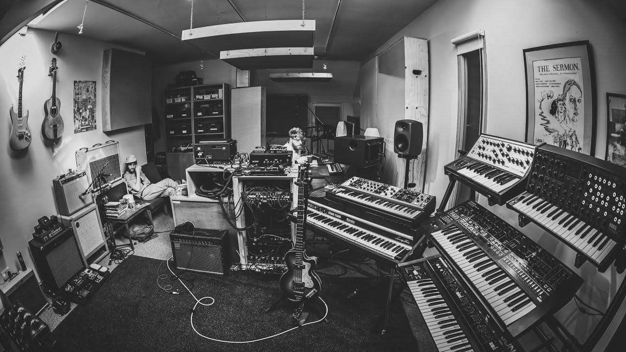 [Free] Omar Apollo x Justin Bieber Alternative Guitar Type Beat - "Intoxicated"