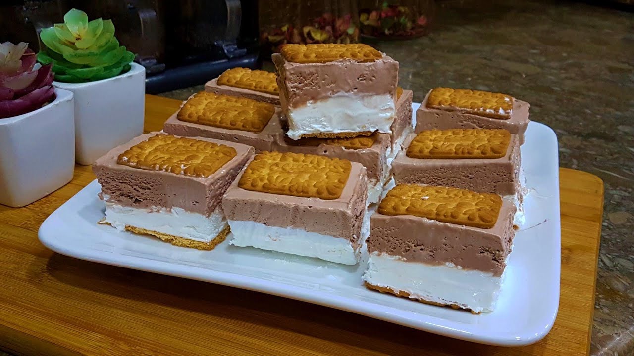 Chocolate and Vanilla Ice Cream Sandwich Recipe