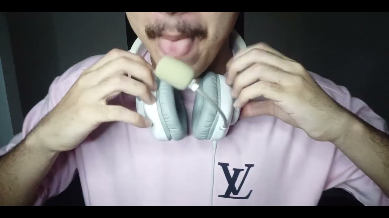 Primeiro ASMR do canal em Português - Não Julguem 😕