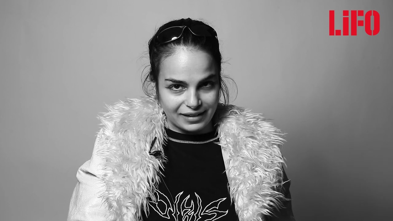 Seniora Elis: Δεν ξέρω πώς είναι η ζωή χωρίς τον εθισμό στο Ίντερνετ