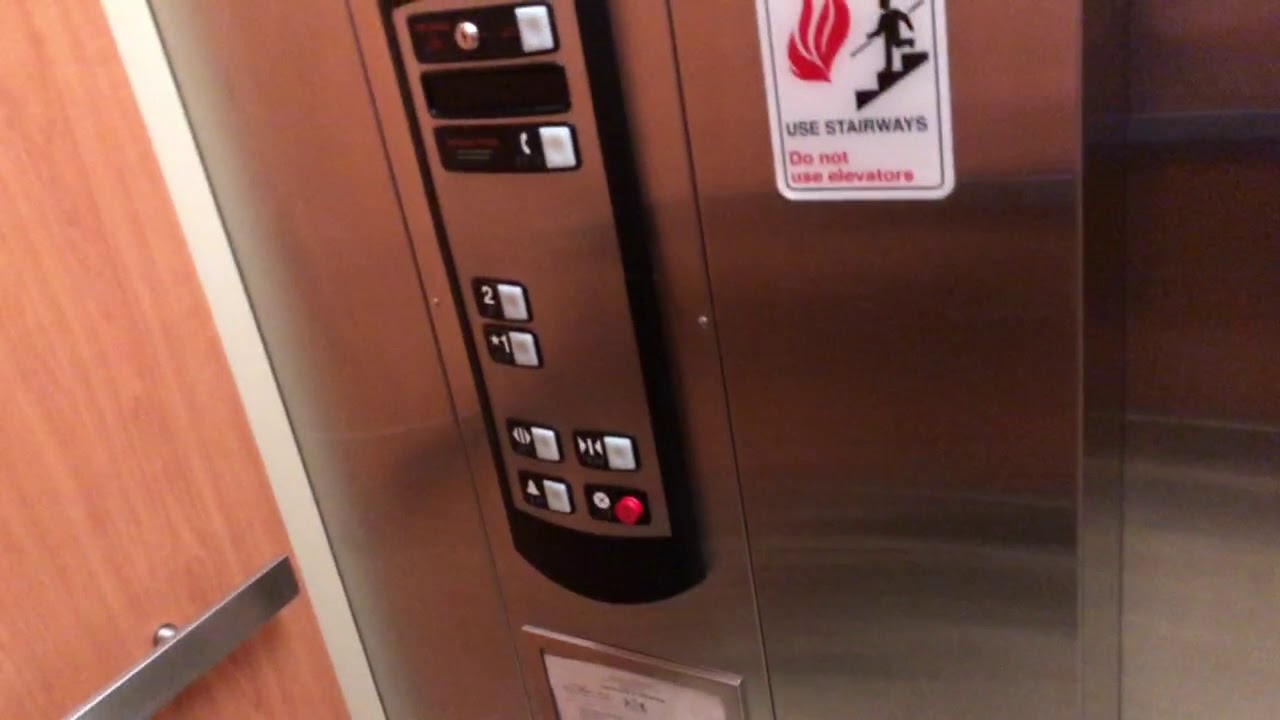 EPIC MOTOR! Schindler 321A HT Hydraulic Elevator @ Boscov’s - Northvue ...