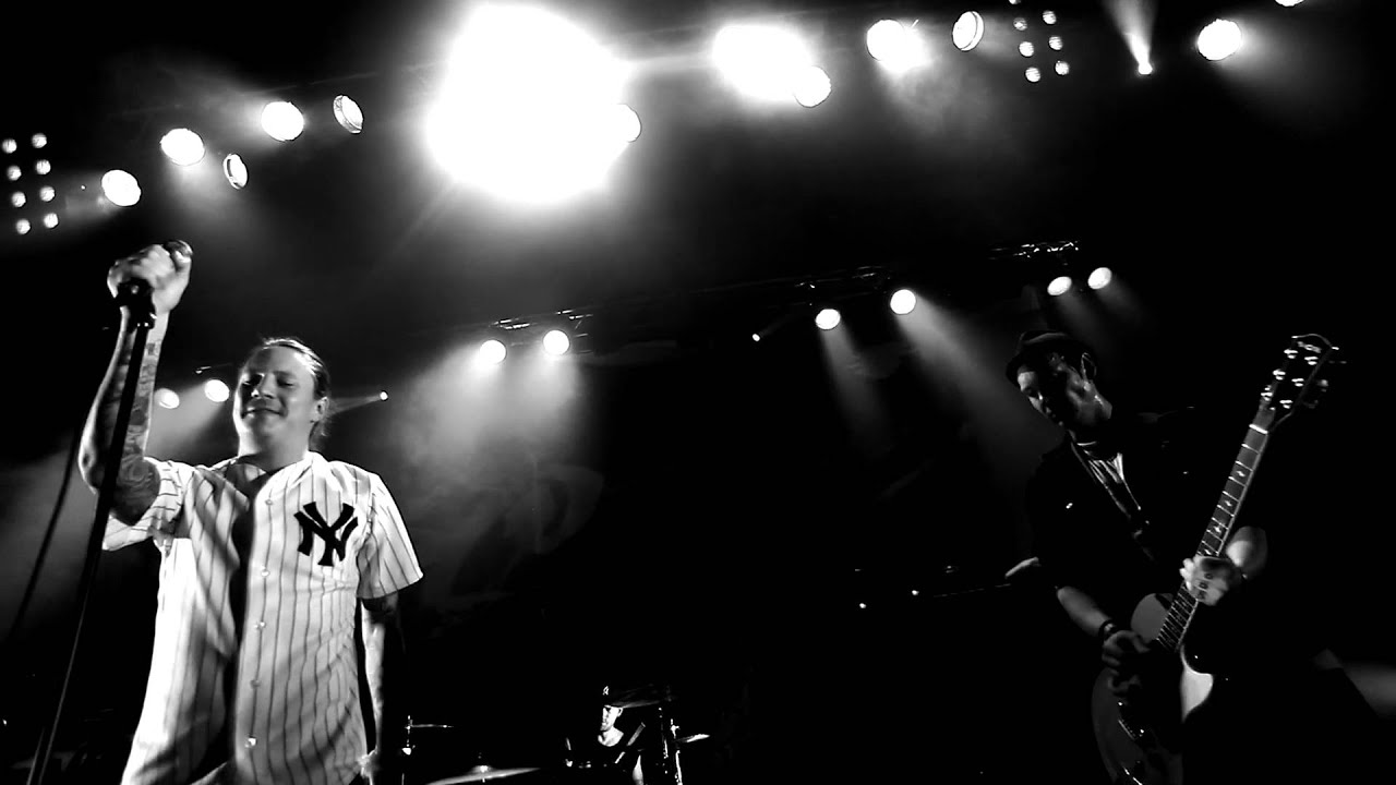 OnklP & De Fjerne Slektningene - Myk Landing