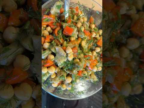 Салат, который заменяет полноценный обед 😍 Нут + запечённые овощи