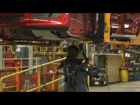 Ford Employees Are Using Exoskeletons, and They May Change Manual Labor Forever