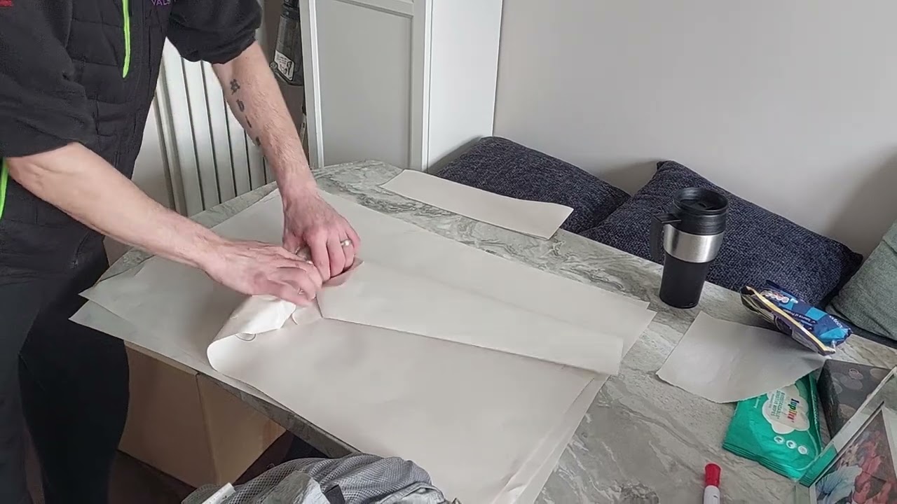 Wrapping a Champagne glass - Essex House Removals.