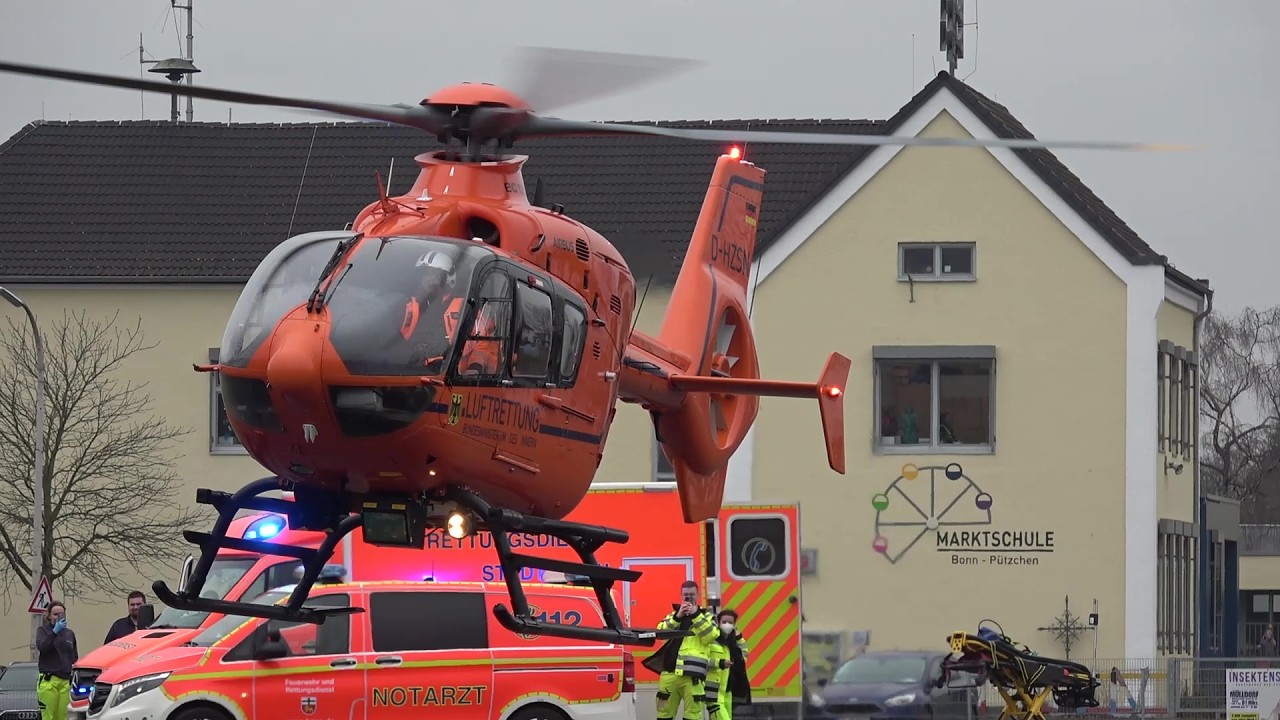 Start: RTH Christoph 3 D-HZSN Luftrettung Köln von Pützchens Markt Wiese nach Brand am 20.02.26