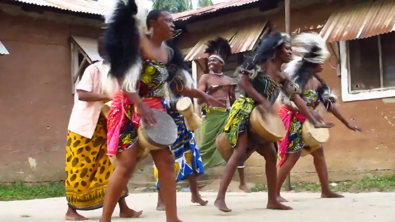 Mheme Drum Dance | Zawose Family Women dancing to Wagogo Song with the Mheme Drum(Tanzania)
