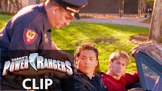 Power Rangers em Português | Power Rangers São Parados!