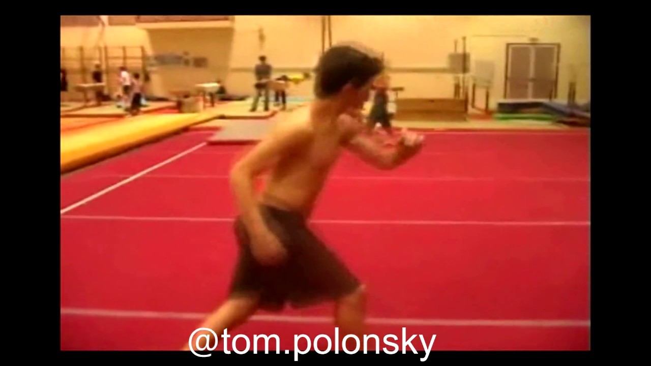 mandingueiro acro training 18 years old