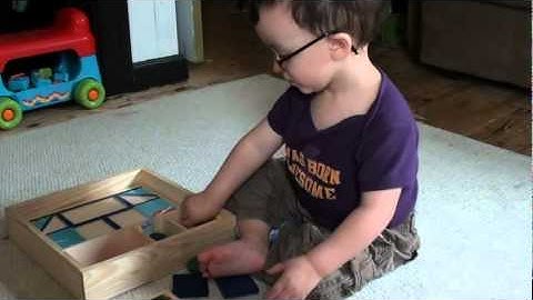 Melissa & Doug Beginners pattern block puzzle