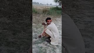 Sala bhikhari hai ki chor 😜🤪😂🤣😝 #funnycomedyvideo #deshicomedy #viralreelsシ #funnyreelsvideo #chori