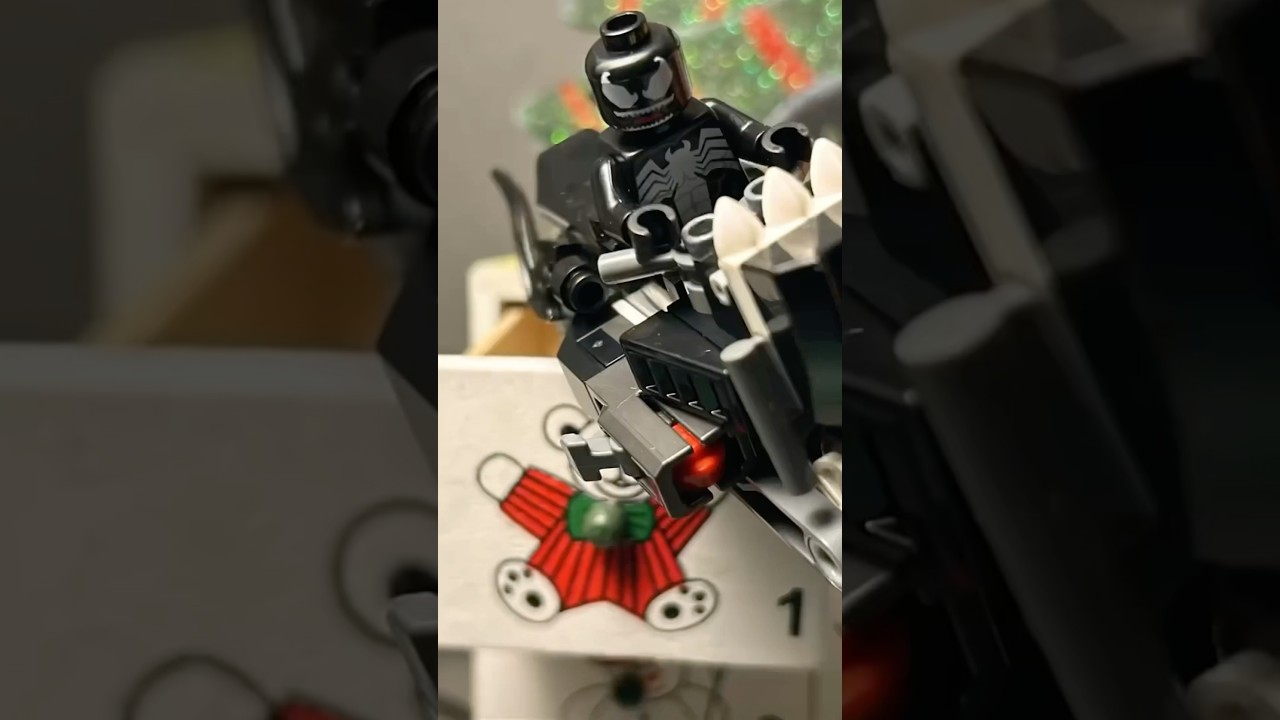 Venom In Advent Calendar?! 