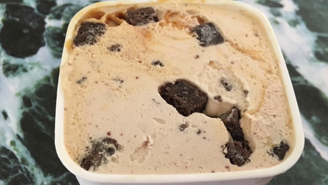 Ice Cream Review: JC's Scoops Salted Caramel Fudge Brownie