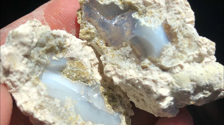 How To Dig Opals (Shine On Opal Mine)