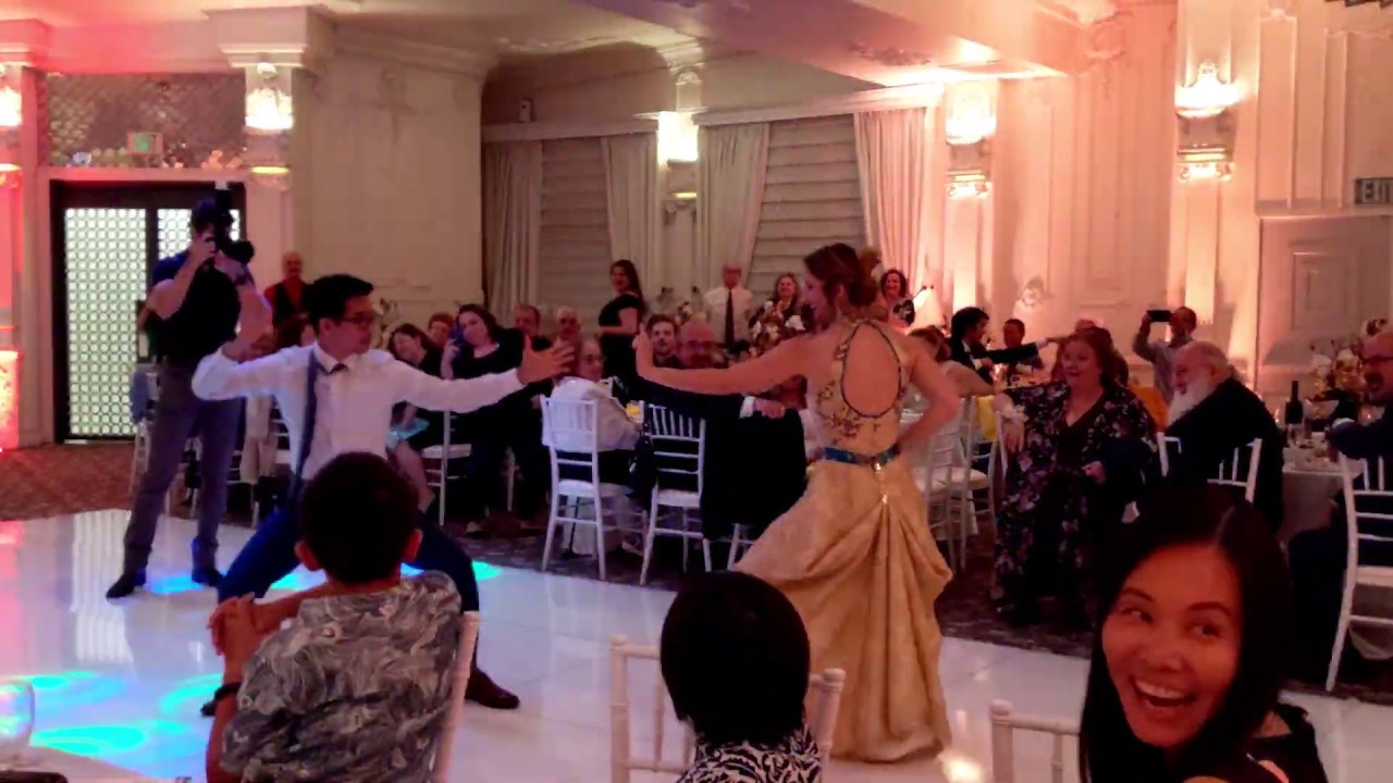 Kung Fu First Dance (continuous shot)