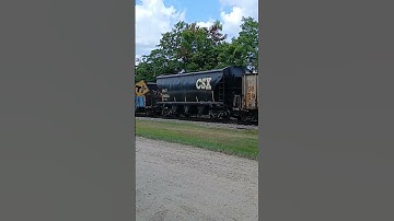 CSXT #l732 local at Thomasville GA SB 7-21-25 with #2704 GP38-2 & #4013 SD40-3  Great Crew! 🚂🚂