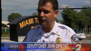 Clerk fights back during robbery