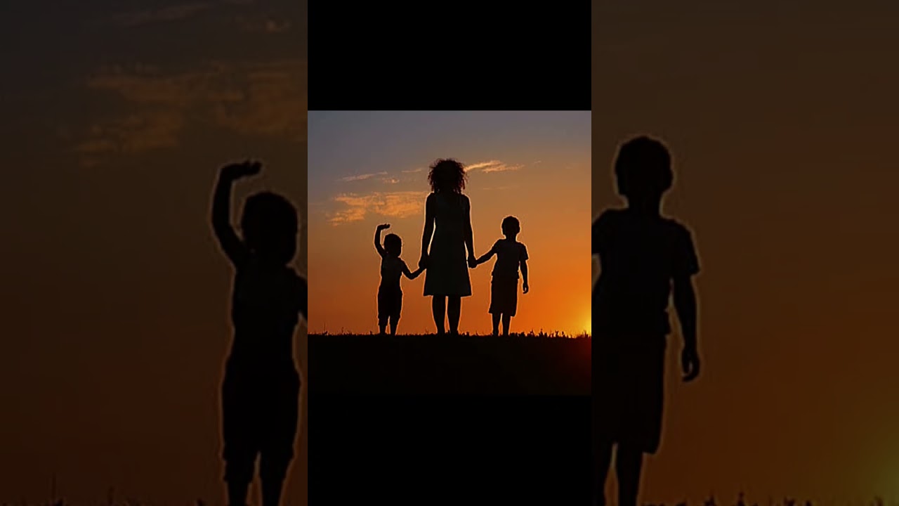 convincing people to read books by their aesthetics || The Family Upstairs by Lisa Jewell