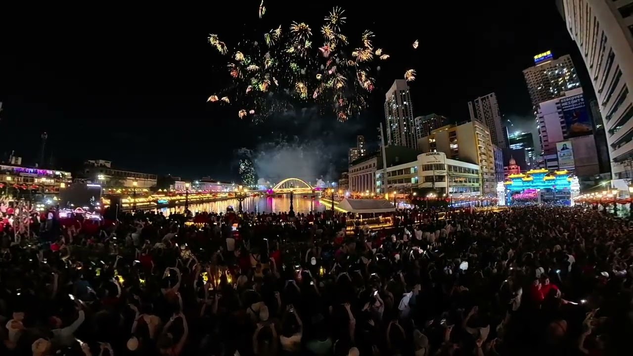 Fireworks display and Drone Show at Jons Bridge Manila #happychinesenewyear2026 