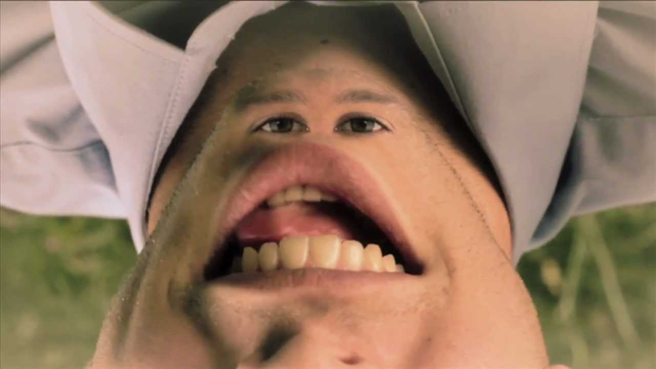 The Freestylers featuring Joshua Steele - Frozen