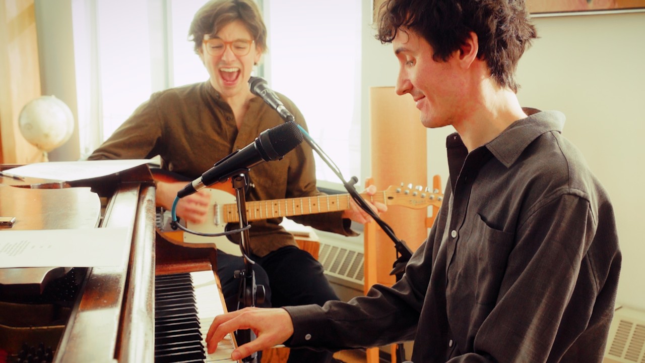 Elton John – Bennie and the Jets (Guitar & Piano Duet by Joshua Lee Turner and Damon Smith)