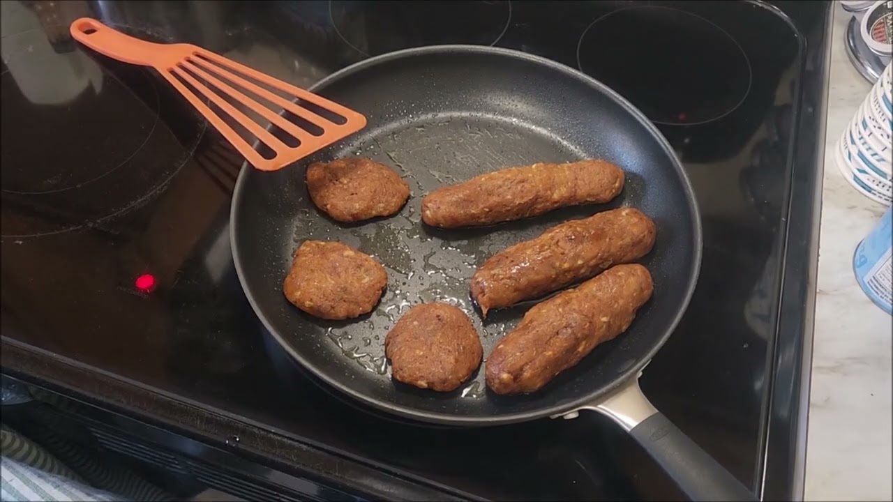 MAKING CHICKEN SAUSAGE