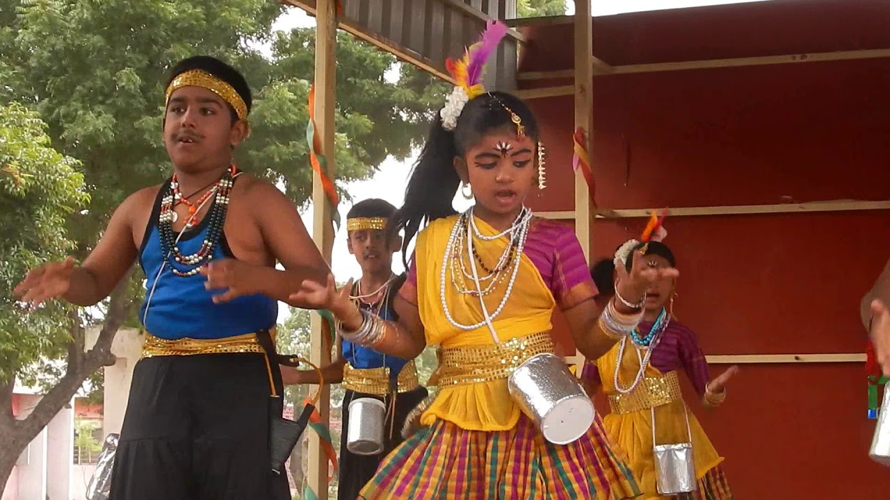 dance of kuravan kurathi by manikandan manikandan